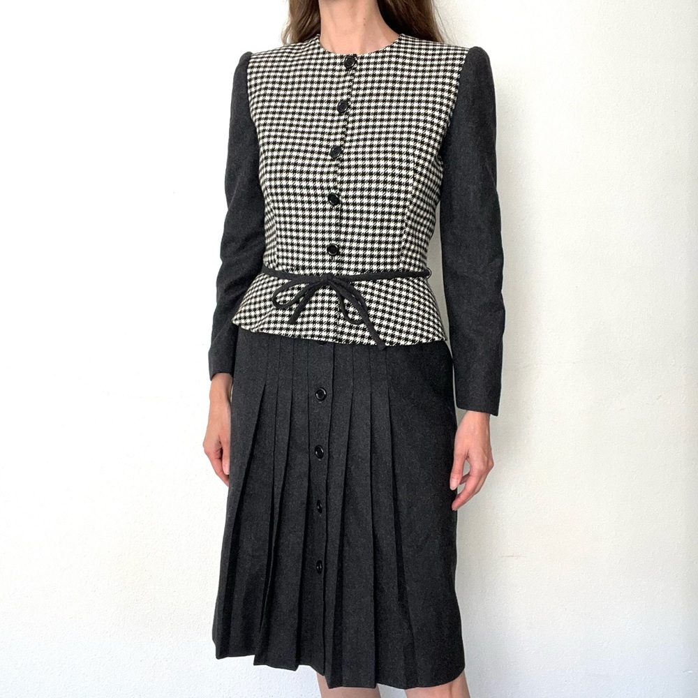 VALENTINO Vintage 2-Piece Houndstooth Wool Skirt Set